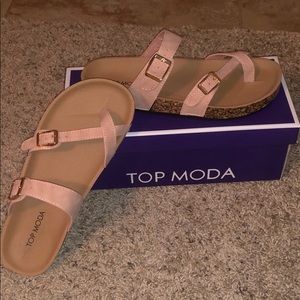 TOP Moda sandals. NEVER BEEN WORN💗